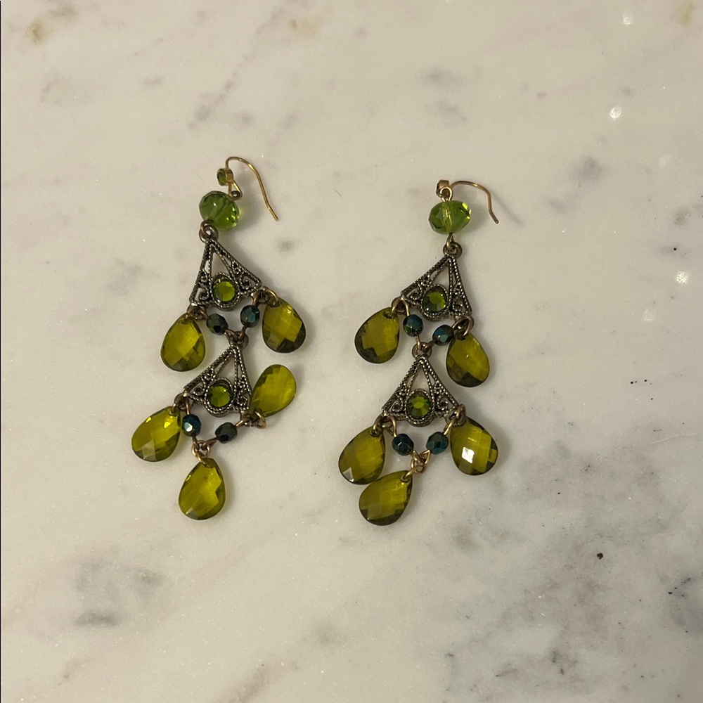 Elegant Green Dangle Earrings